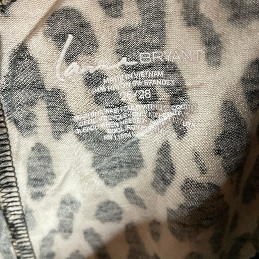 🌸HOST PICK🌸Lane Bryant Leopard Print One Shoulder Top Plus Size 26/28 - Picture 6 of 8